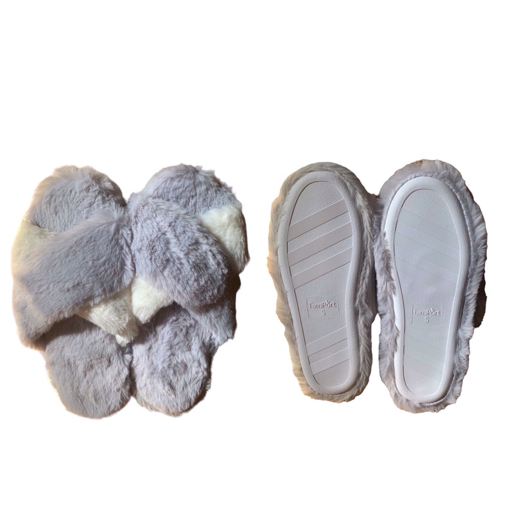 FamiPort Cross Band Fluffy TwoTone Slippers Women Color Gray Size S 5.5-6.5